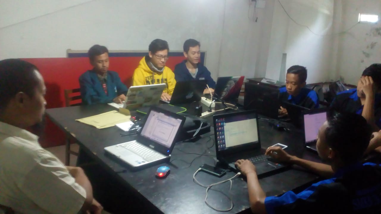 Magang SMK di Amsol Camp dikemas secara sederhana namun sarat ilmu Magang SMK di Amsol Camp dikemas secara sederhana namun sarat ilmu