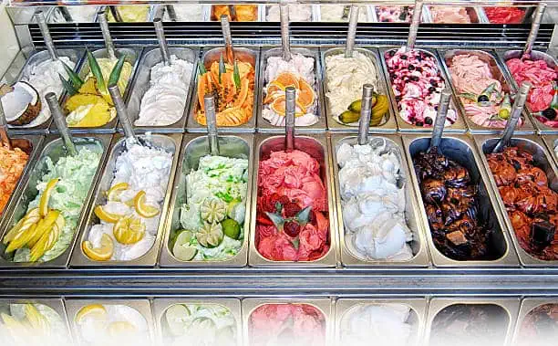 Es krim dessert beku distributor makanan beku Kalimantan