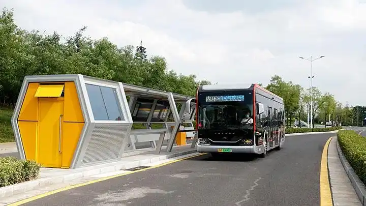 Halte Bus Modular Modern