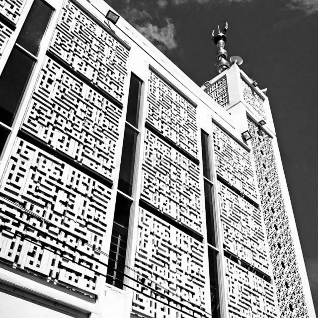 Cladding GRC dan Panel Facade GRC untuk fasad gedung perkantoran